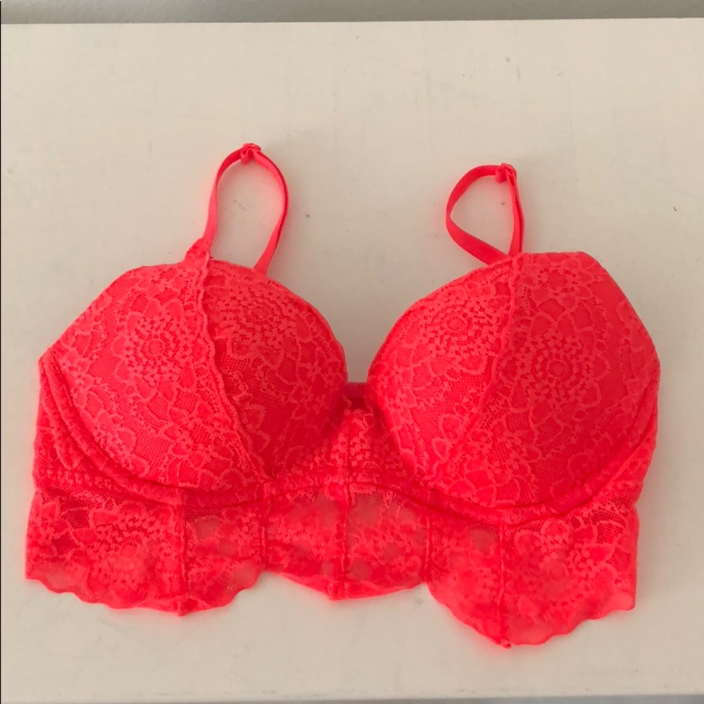 PINK/Victoria’s Secret Hot Pink Push-Up Bra